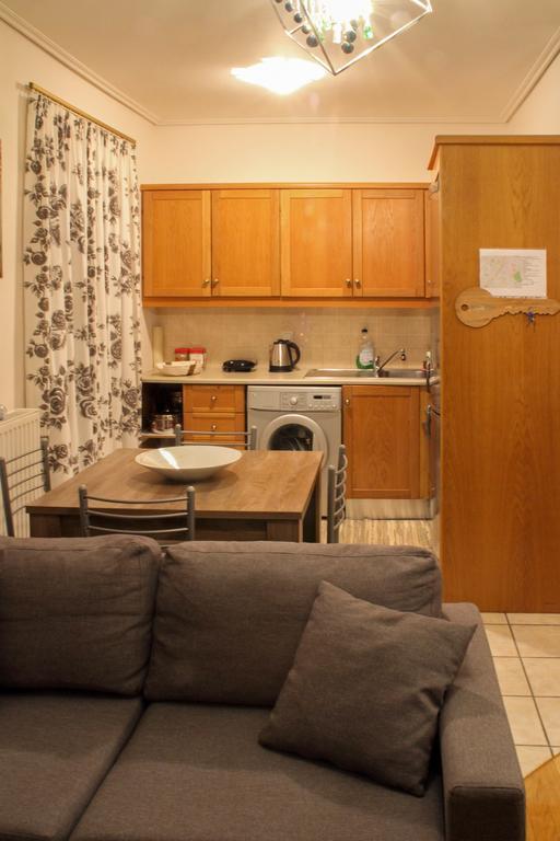 Ouranos Apartment アテネ エクステリア 写真